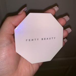 Ferny Beauty Killawatt : Mean money / Hu$tla baby